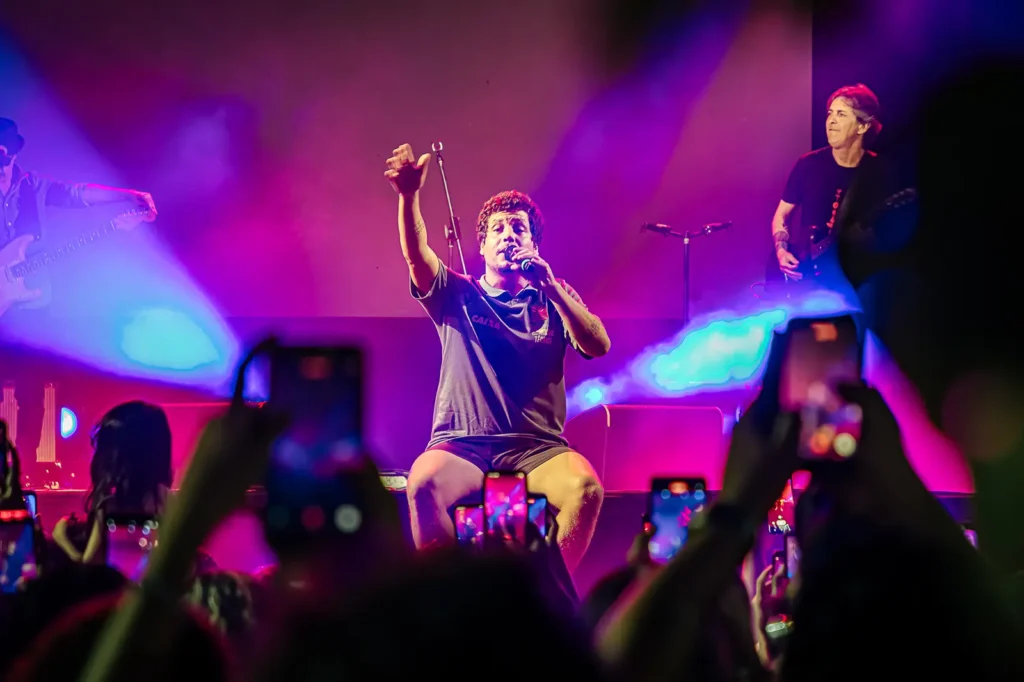 Último dia de evento contou com oficinas, cosplay, premiação dos concursos, circo, dança, palestra e música com Chico Chico.